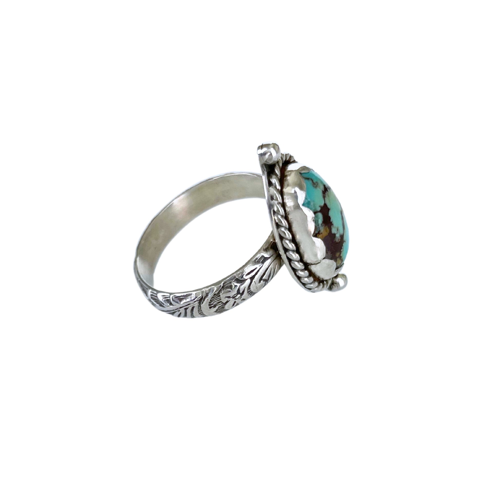 Golden Hills Turquoise Sterling Silver Ring, Size 8 - side view with beautiful floral and foliage embellished band.